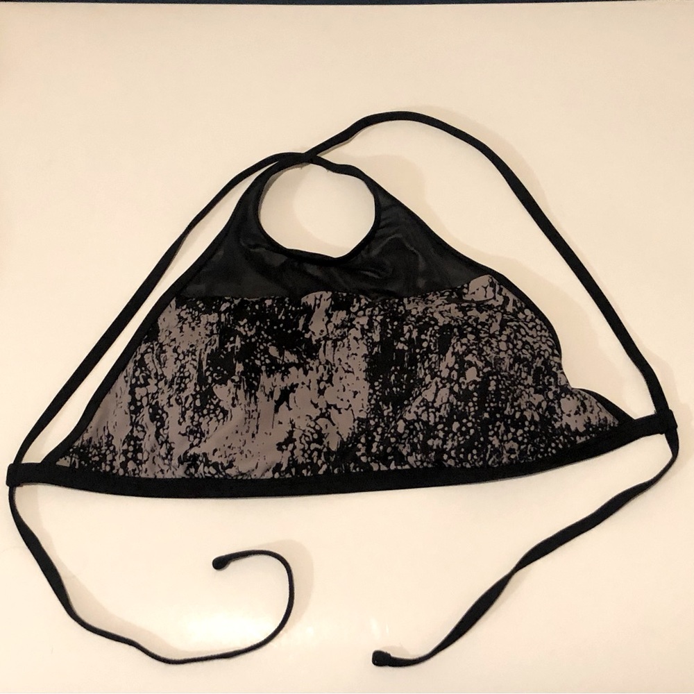 NIKE Electrify High Neck Mesh Halter Swim Bikini Top